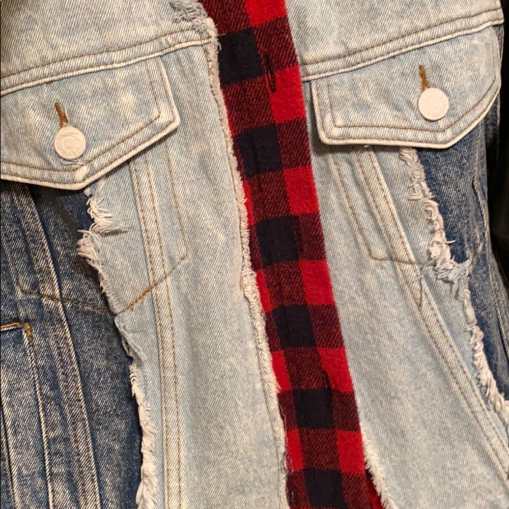 Jean jacket - Picture 6 of 9